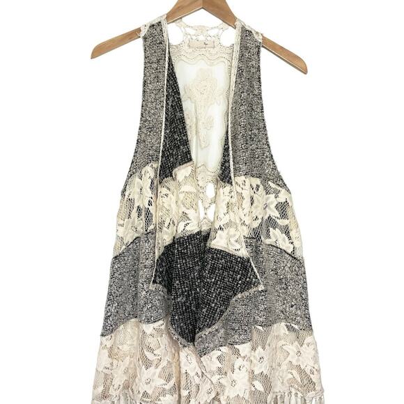 ANTHROPOLOGIE RYE Women’s Mixed Media Boho Fringed Lace Sweater Vest - Picture 2 of 7